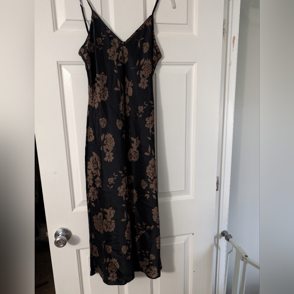 Quince Floral Silk Midi Dress - Black and Brown